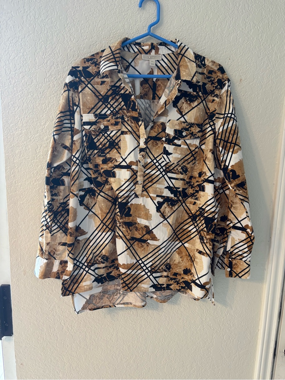 Dana Buchman Beige Black White Patterned Long-Sleeve Blouse